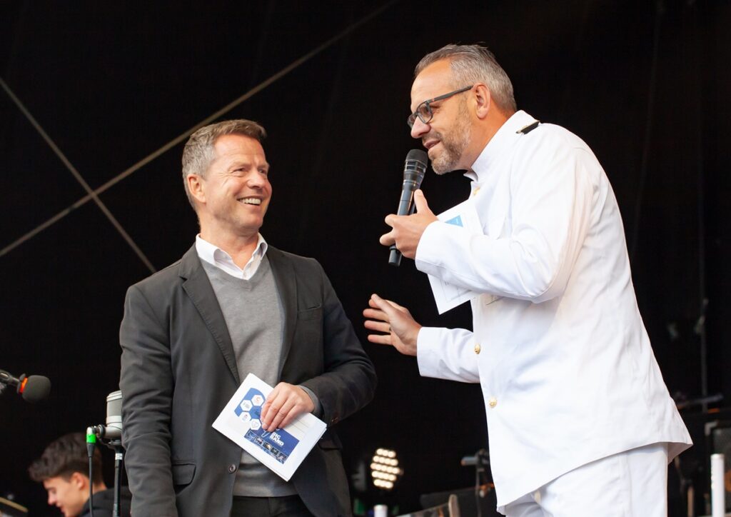 André Hardt, Moderator von Radio Chemnitz, gemeinsam mit Herrn Langendorf